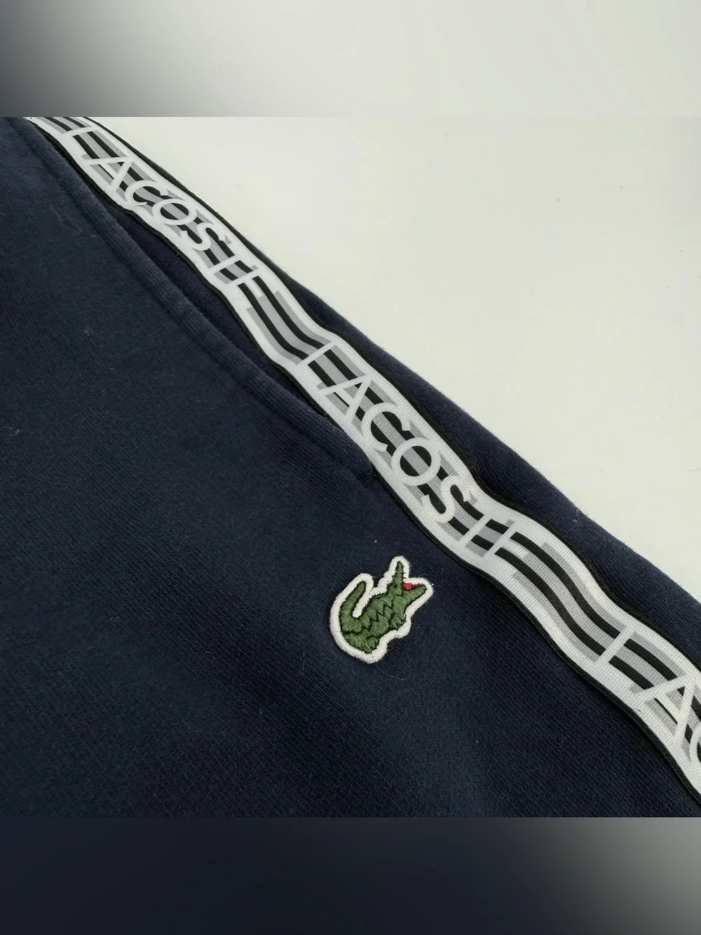 Lacoste Shorts Mens Size XXL Navy Blue Taped Logo Side Seam Crocodile 8in Inseam